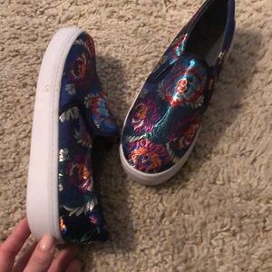 Shoes - Embroidered tenis-shoes blue navy 8.5 Shoes - Embroidered tenis-shoes blue navy 8.5